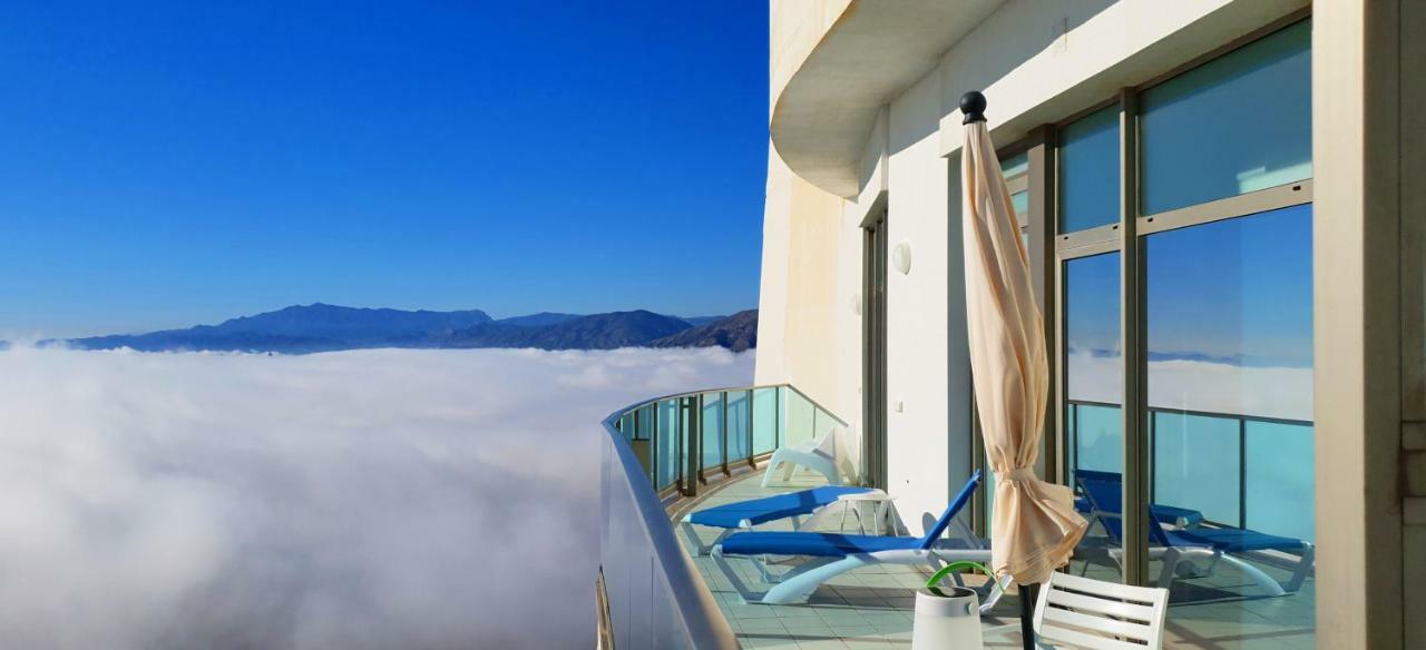 Apartamento Deluxe Penthouse On The 42Nd Floor With Amazing Sea Views Benidorm Exterior foto